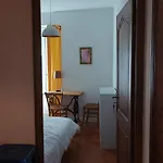 Authentique